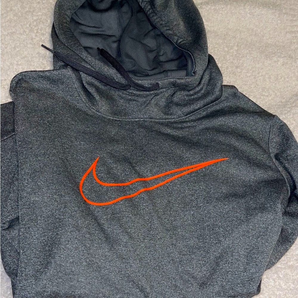 Women’s Nike Fleece Lined athletic hoodie SIZE SMALL